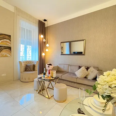 Shiny Gem In Basillica With Sauna